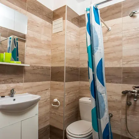 Nikos Apartament