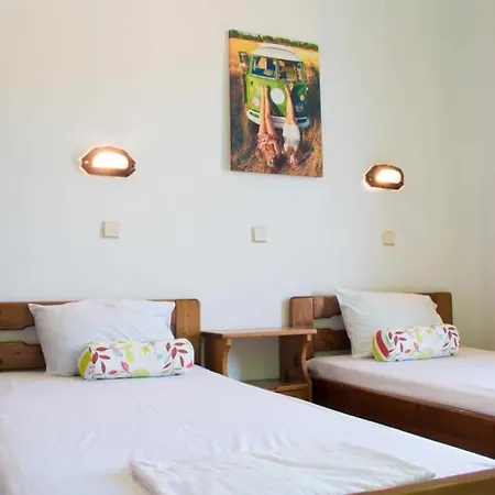 Nikos Apartament *