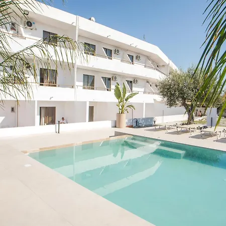 Apartament Nikos *