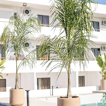 Apartment Nikos *